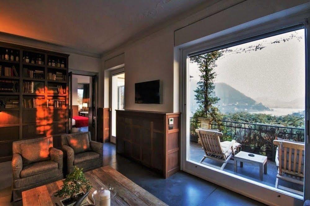 Casa Santo Stefano Villa เชอร์นอบบิโอ ภายนอก รูปภาพ